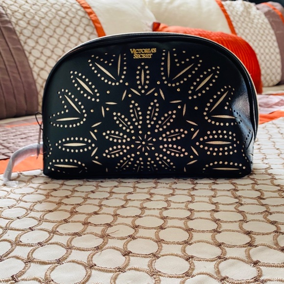 Victoria's Secret Handbags - Victoria’s Secret Glam Bag